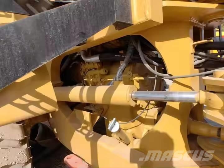 CAT 966 H Naudoti ratiniai krautuvai