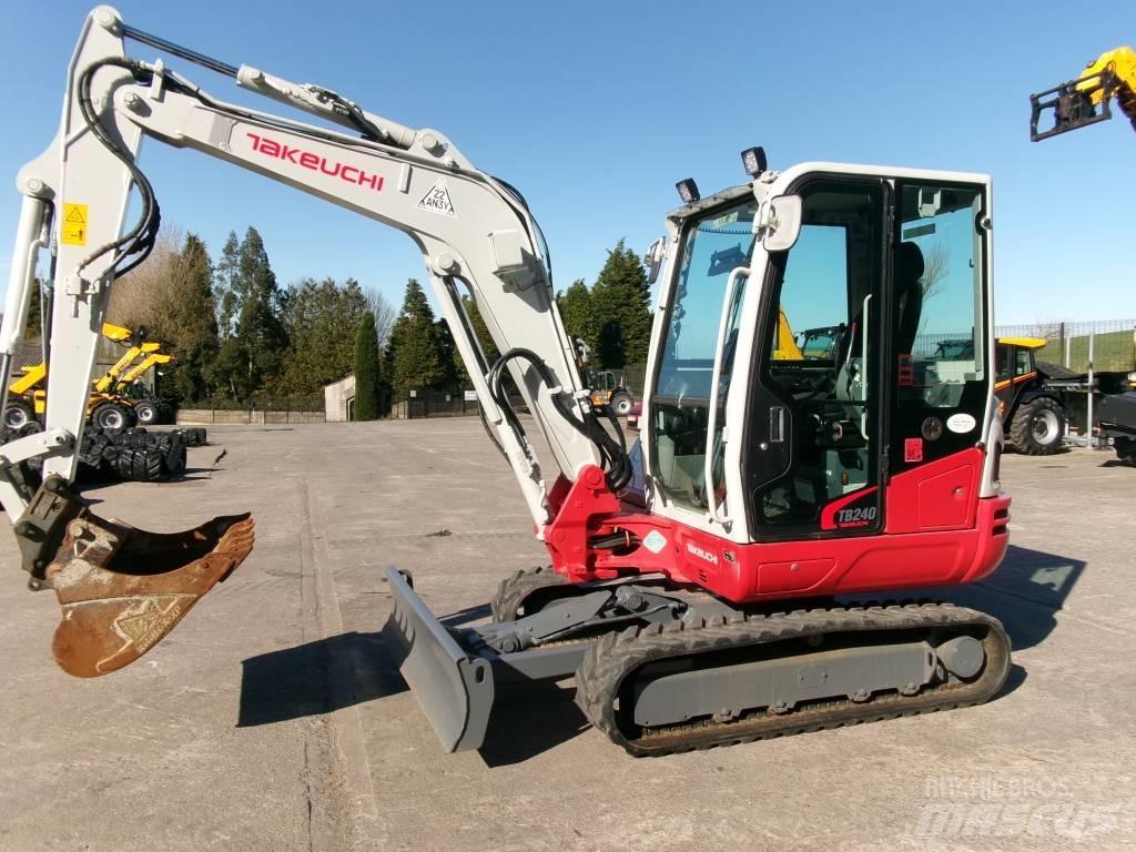 Takeuchi TB 240 Mini ekskavatoriai < 7 t