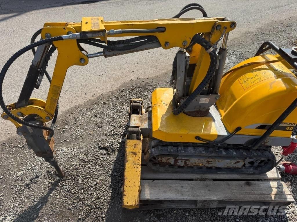 Brokk 40 Griovimo ekskavatoriai