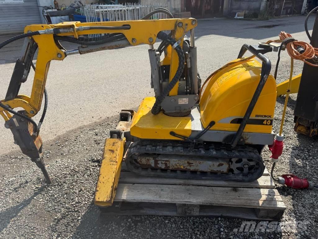 Brokk 40 Griovimo ekskavatoriai
