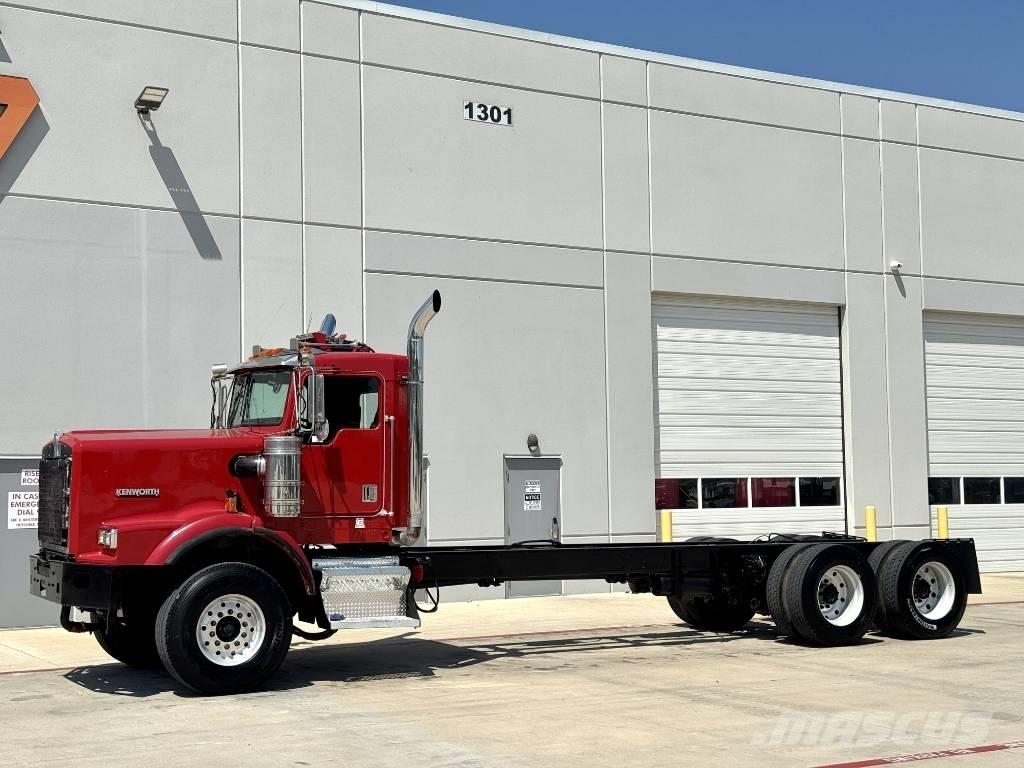Kenworth C 500 Pagalbos kelyje automobiliai
