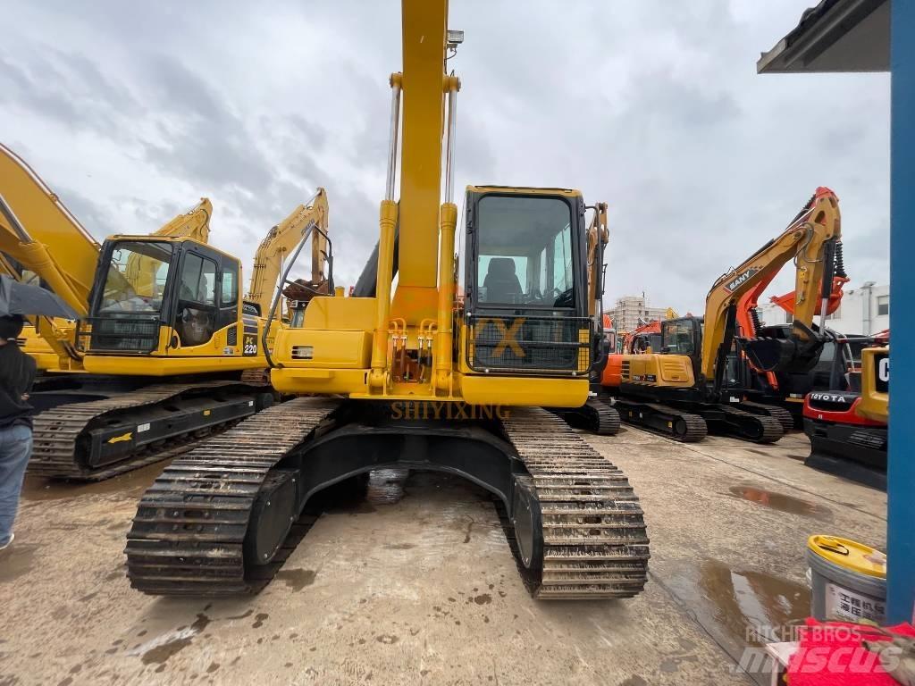 Komatsu PC 200-8 Vikšriniai ekskavatoriai