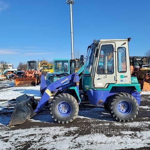 Komatsu WA30-5E0 Naudoti ratiniai krautuvai