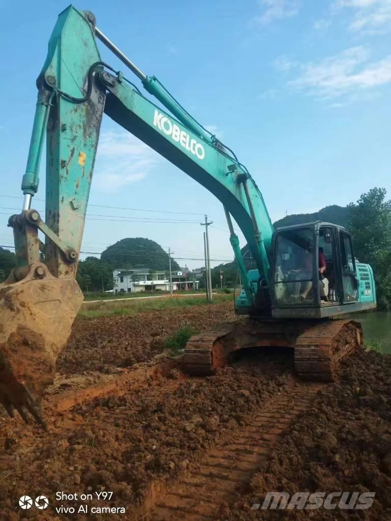 Kobelco SK200-10 Vikšriniai ekskavatoriai