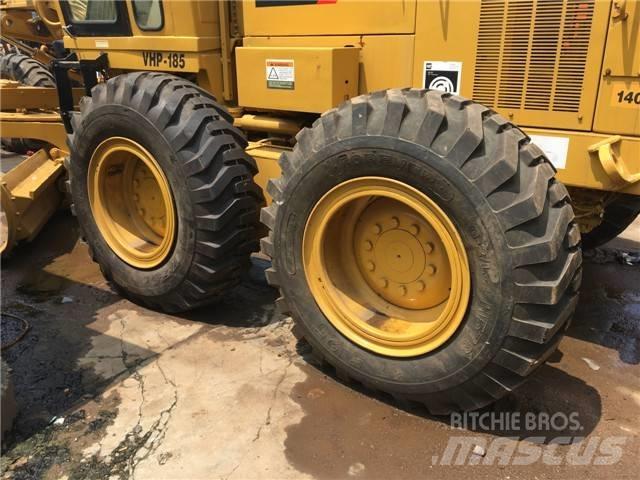 CAT 140 H Greideriai