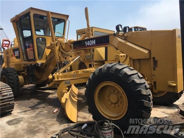 CAT 140 H Greideriai