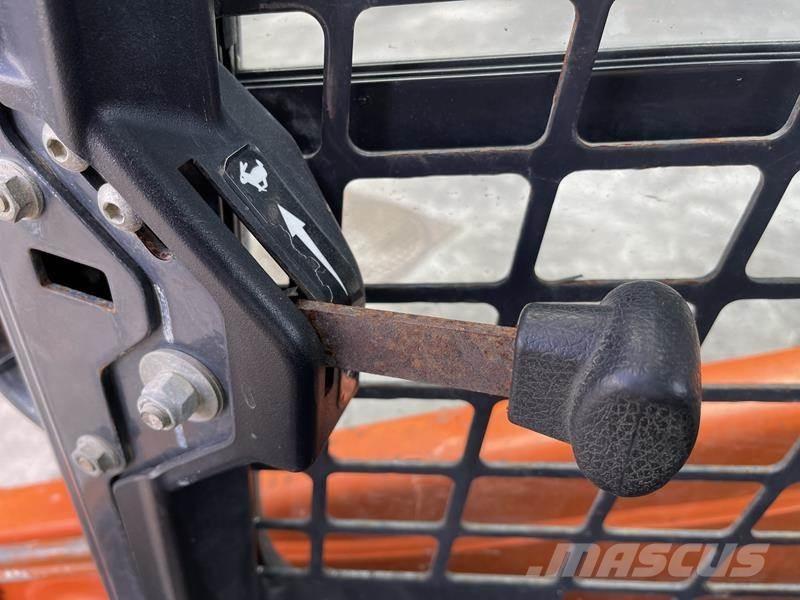 Bobcat S 450 Naudoti ratiniai krautuvai