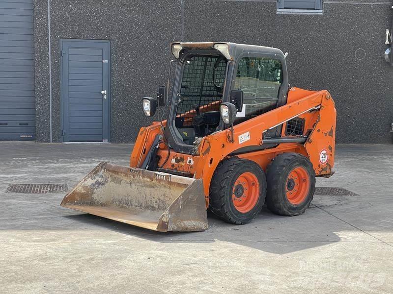 Bobcat S 450 Naudoti ratiniai krautuvai