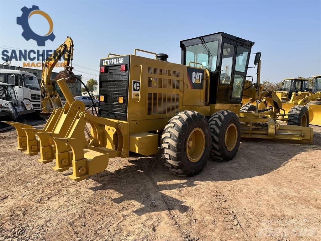 CAT 140 H Greideriai