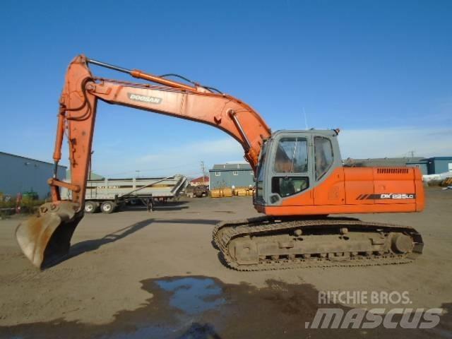 Doosan DX 225 LC Vikšriniai ekskavatoriai