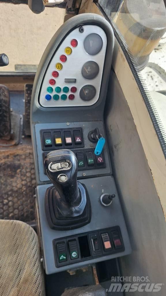 Terex HML 32 Ratiniai ekskavatoriai