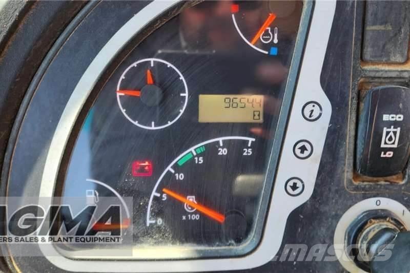 JCB 3CX Ekskavatoriniai krautuvai