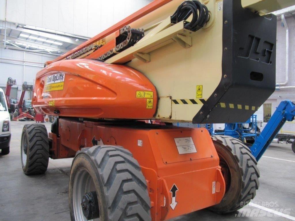 JLG 1250 AJP Alkūniniai keltuvai