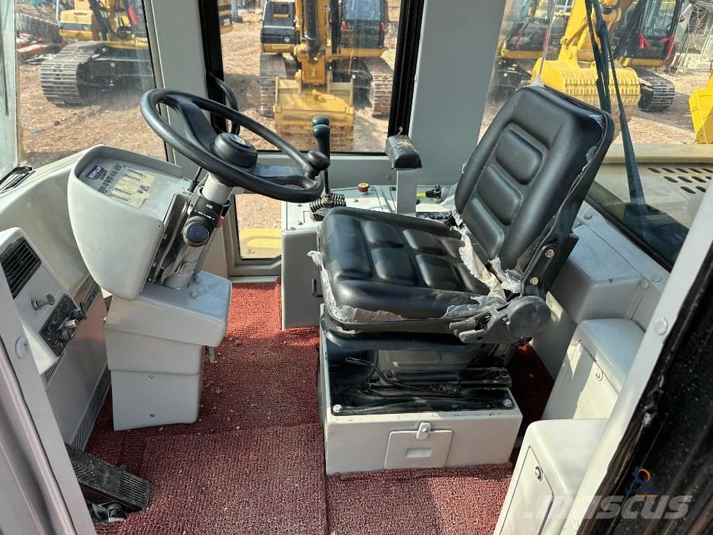 CAT 950 G Naudoti ratiniai krautuvai