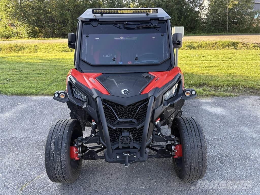 Can-am Maverick Transportas - Kita
