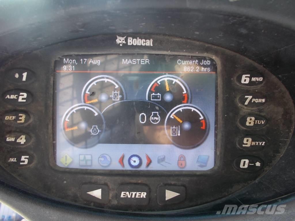 Bobcat T450 Krautuvai su šoniniu pasukimu