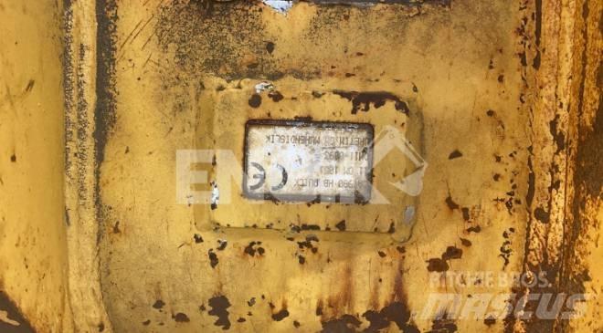 CAT Attache rapide Naudoti ratiniai krautuvai