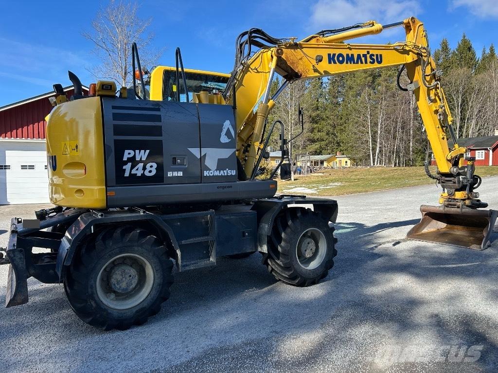 Komatsu PW 148-10 Ratiniai ekskavatoriai