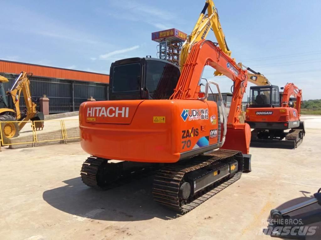Hitachi ZX 70 Vikšriniai ekskavatoriai