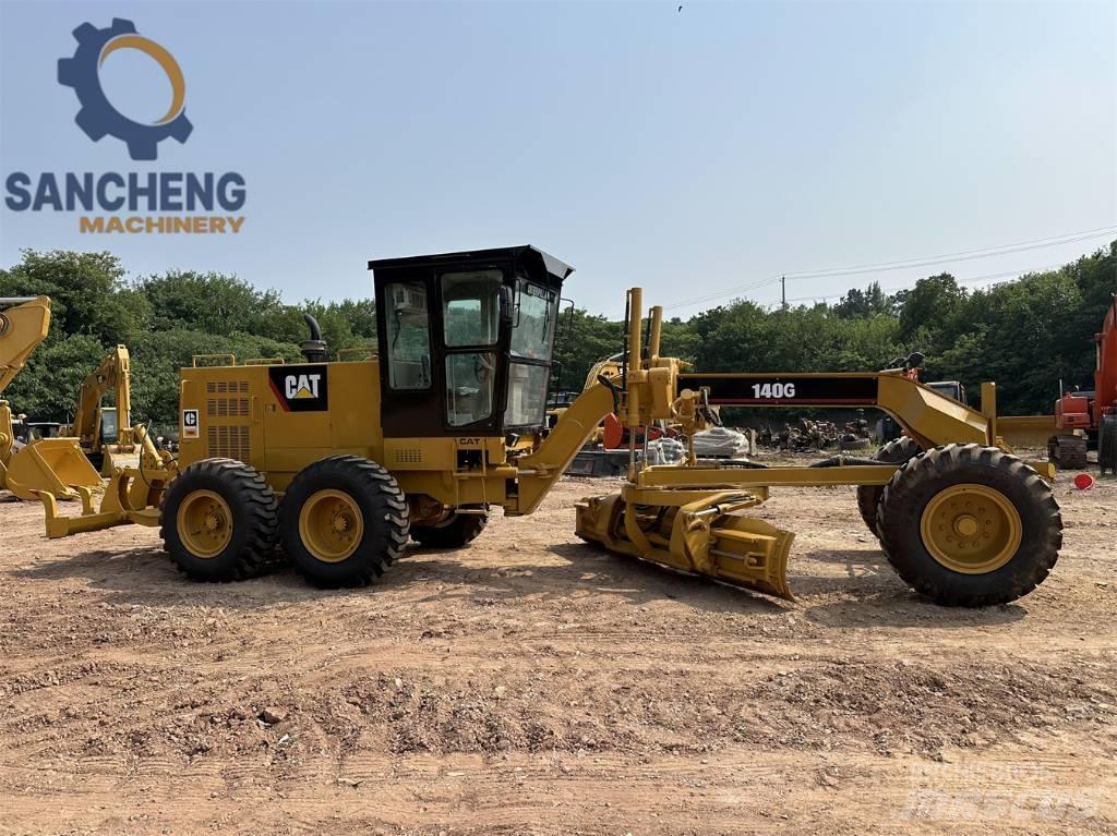 CAT 140 G Greideriai