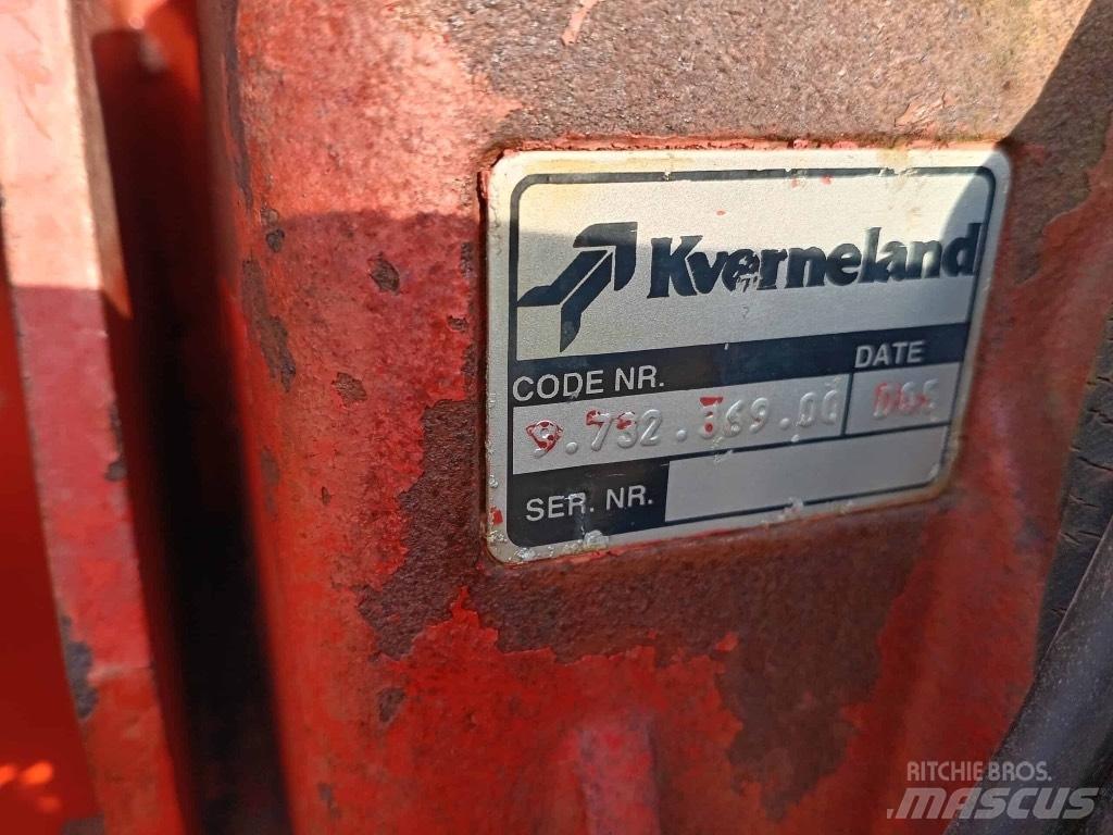 Kverneland 856 Ryšulių smulkinimo, pjaustymo ir išvyniojimo įrenginiai
