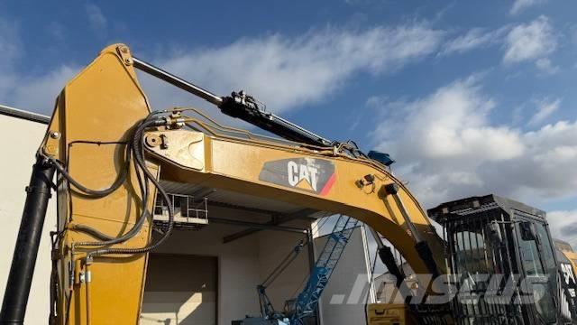 CAT 326 FLN Vikšriniai ekskavatoriai