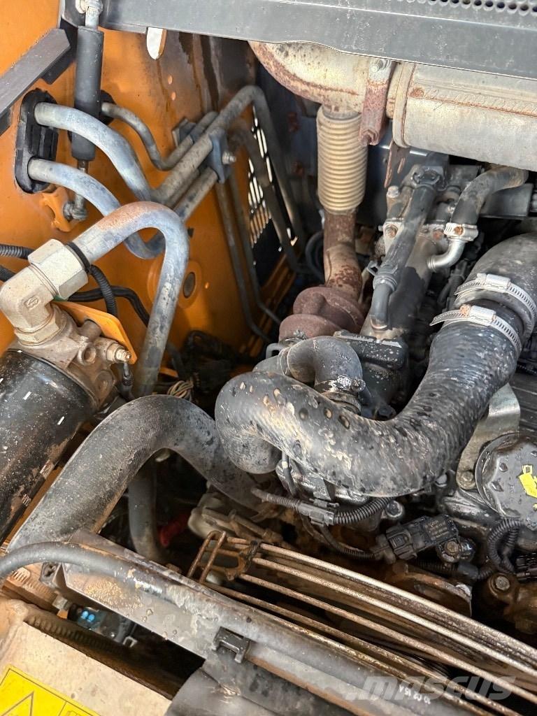 CASE SR 200 Krautuvai su šoniniu pasukimu