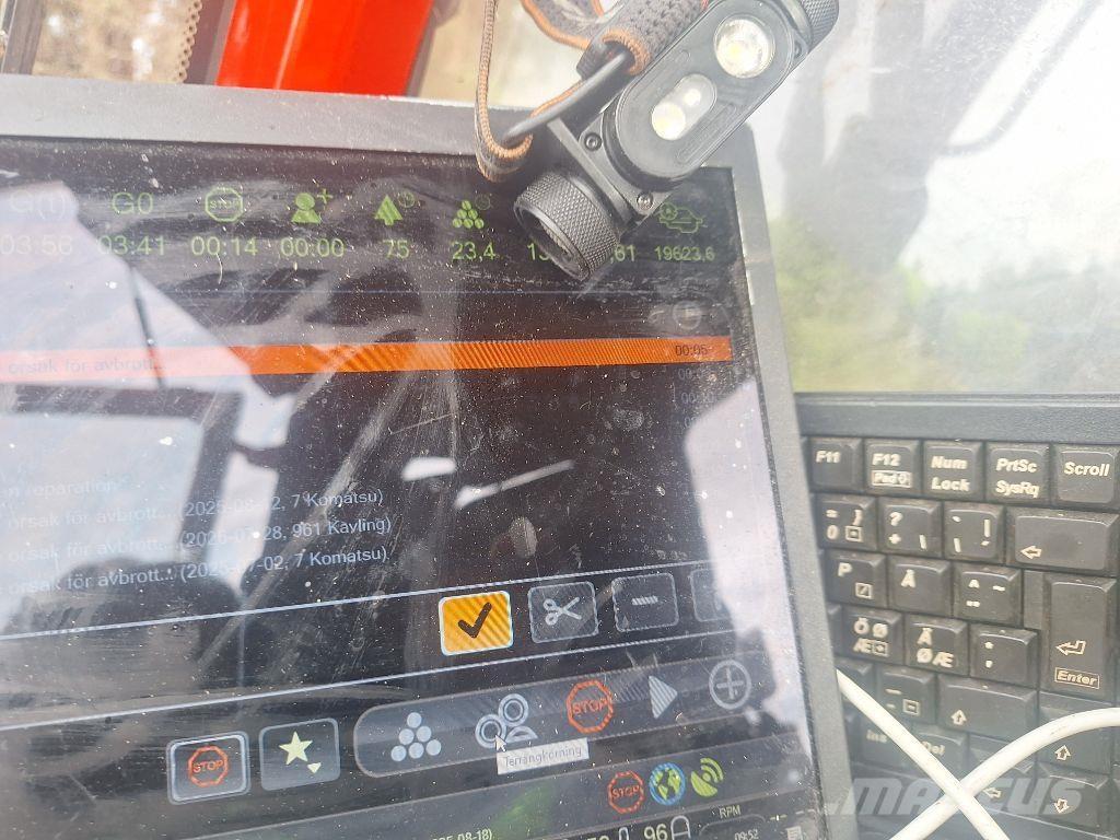 Komatsu 911 Miško technika (Harvesteriai)