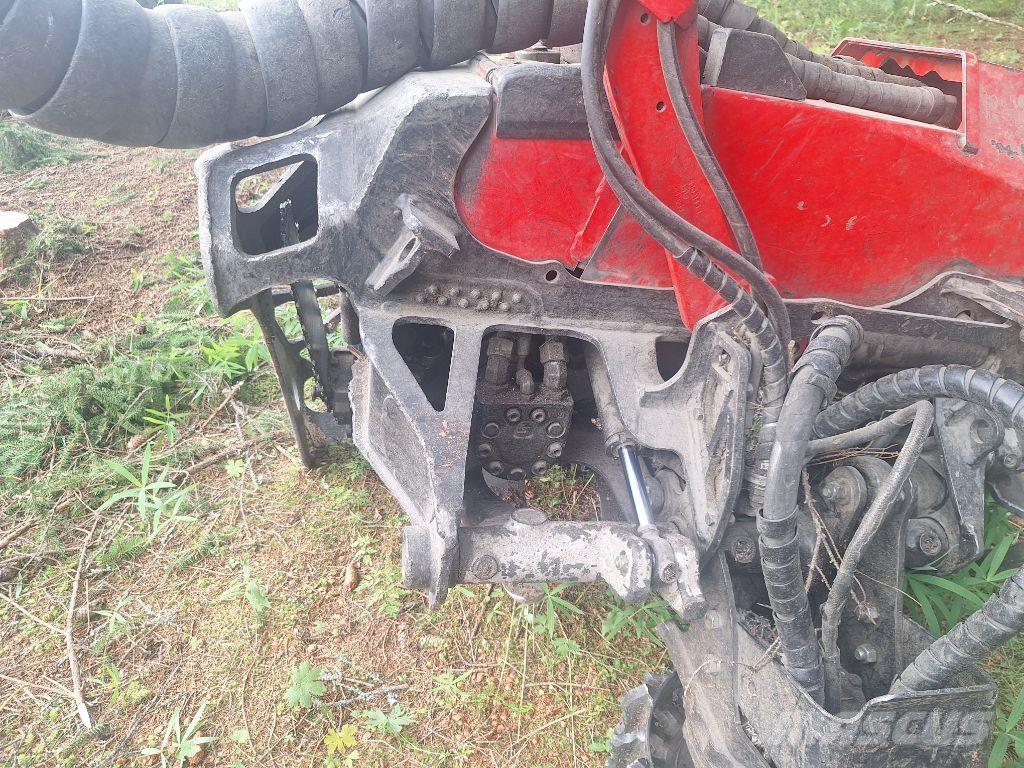 Komatsu 911 Miško technika (Harvesteriai)