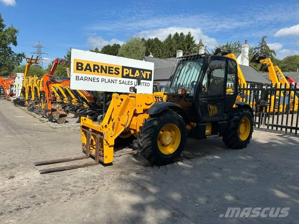 JCB 530-70 Teleskopiniai krautuvai