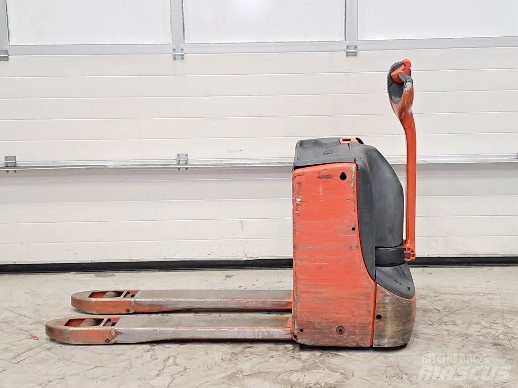 Linde T16 Mažų aukščių keltuvai