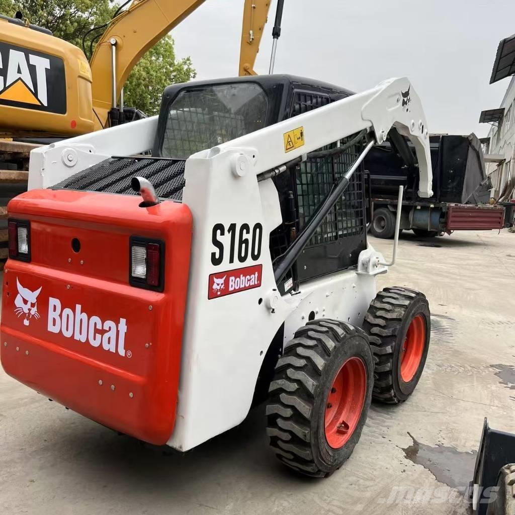 Bobcat S160 Krautuvai su šoniniu pasukimu