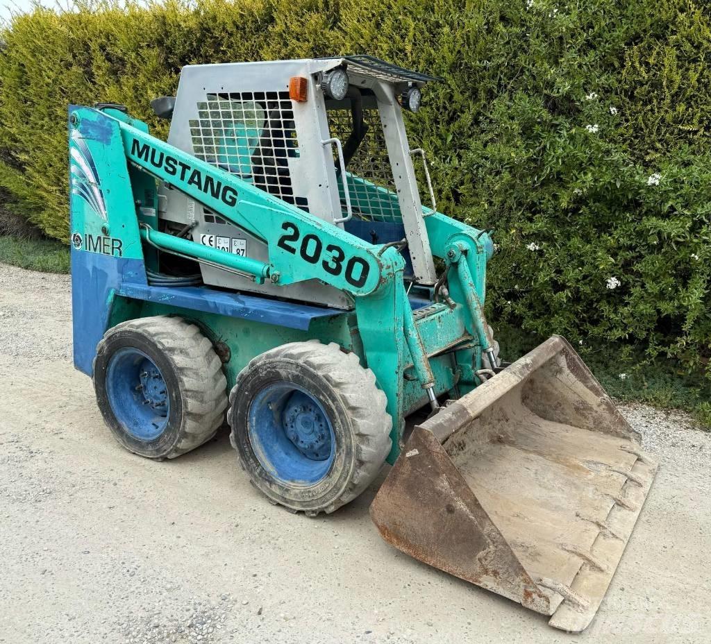 Gehl SL3825 Krautuvai su šoniniu pasukimu