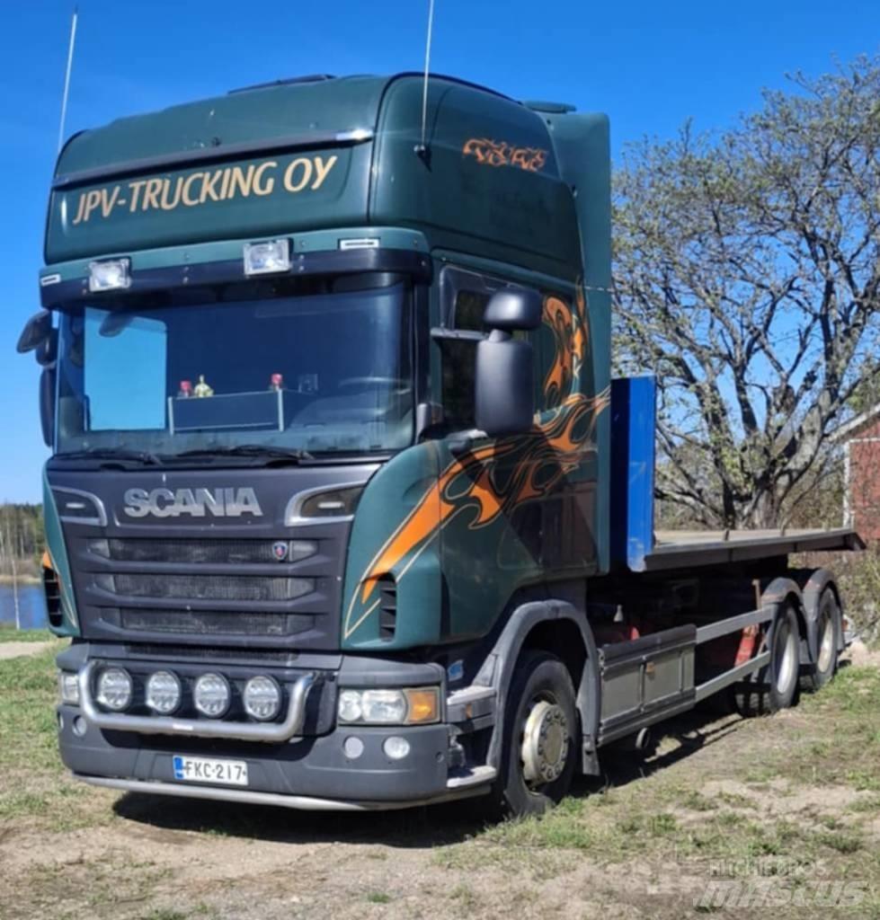 Scania R 560 Sunkvežimiai su keliamuoju kabliu