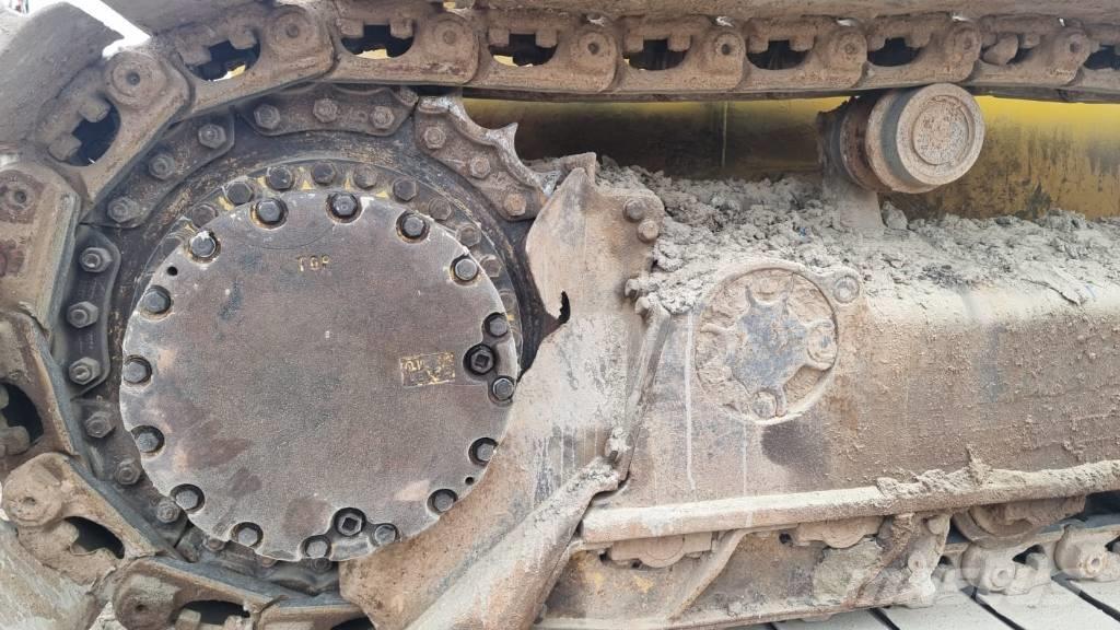 Komatsu D 51 EX-22 Vikšriniai buldozeriai