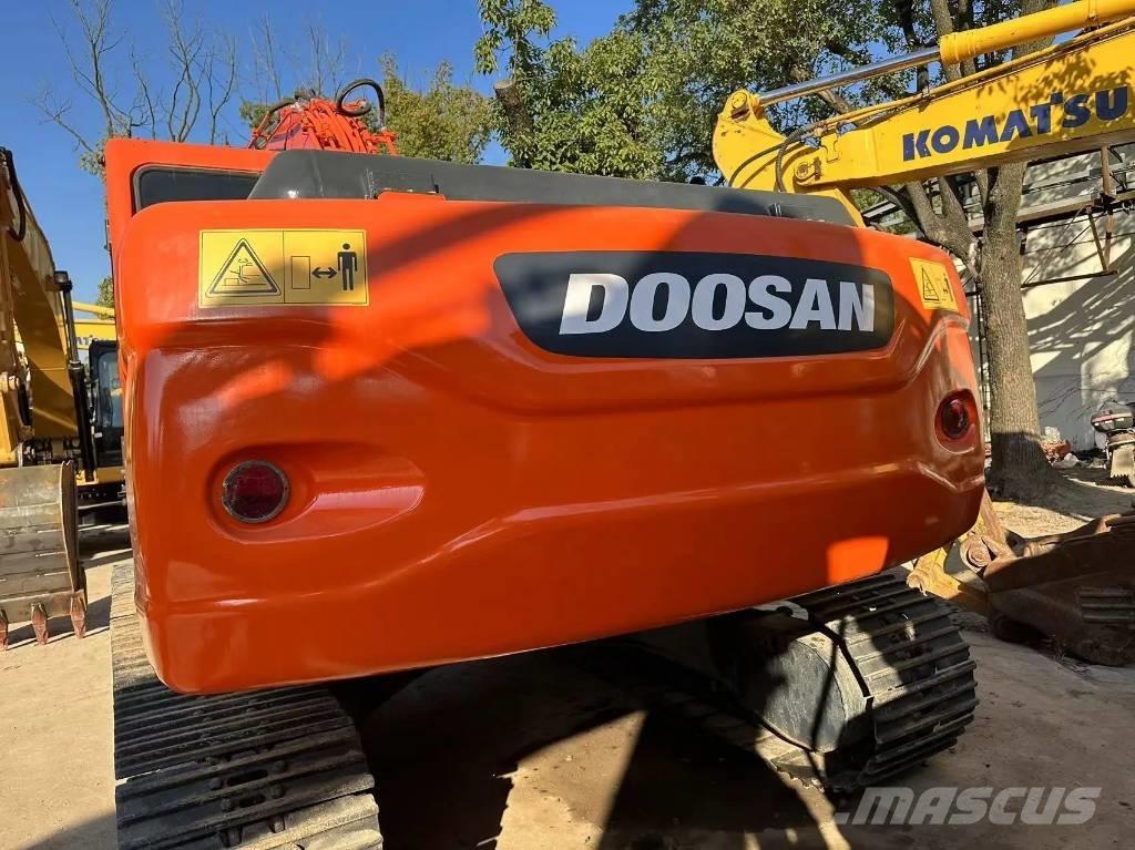 Doosan DX225LC-9C Vikšriniai ekskavatoriai