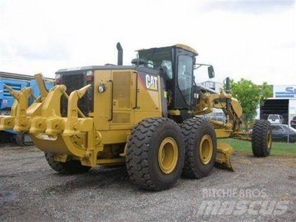 CAT 16M Greideriai
