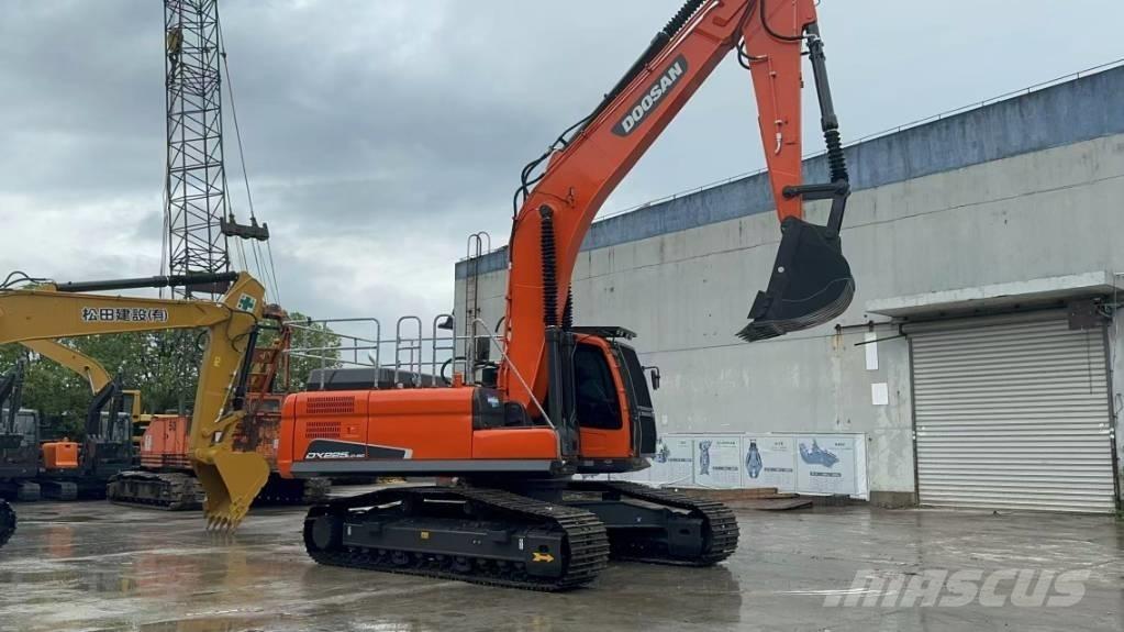 Doosan DX 225 LC-9C Vikšriniai ekskavatoriai
