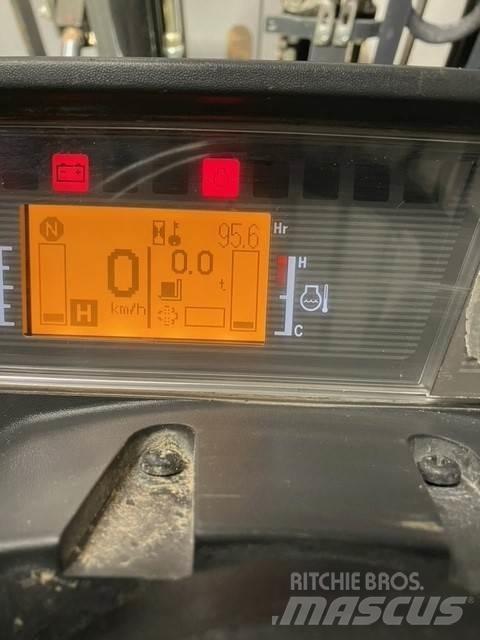Mitsubishi FD25N3 Dyzeliniai krautuvai