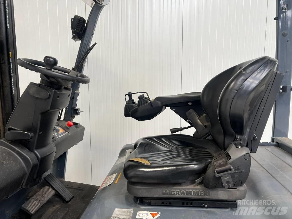 Toyota 8FBMT25 Elektriniai šakiniai krautuvai