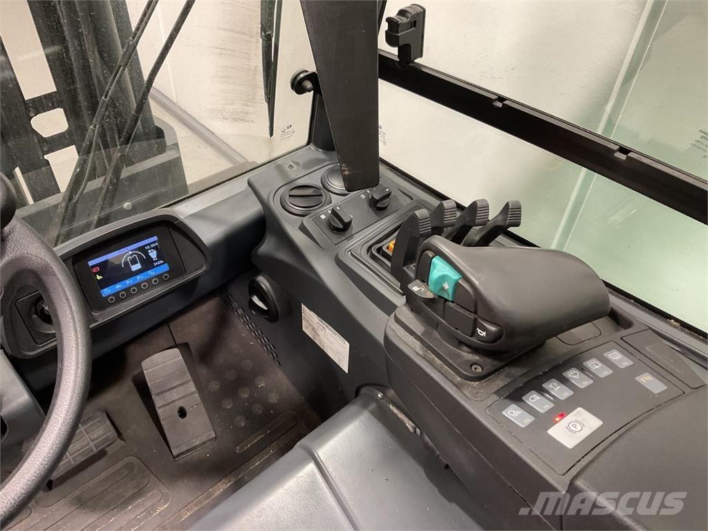 Mitsubishi FB40S-2 Elektriniai šakiniai krautuvai