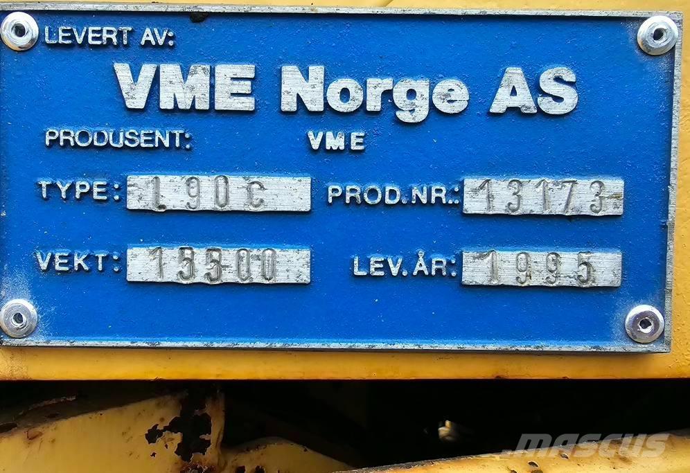 Volvo L90c Naudoti ratiniai krautuvai