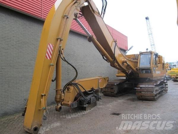 JCB JS 450LC Polių kalimo technika