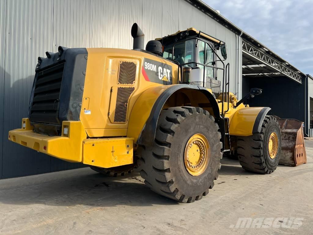 CAT 980M Naudoti ratiniai krautuvai