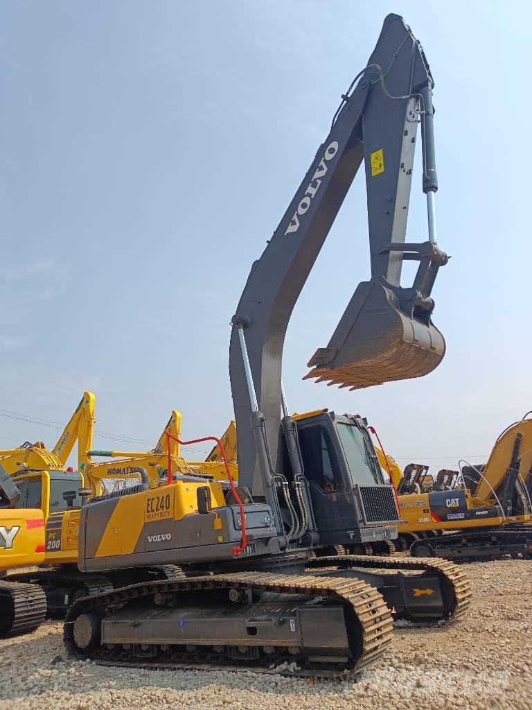 Volvo EC 240 Vikšriniai ekskavatoriai