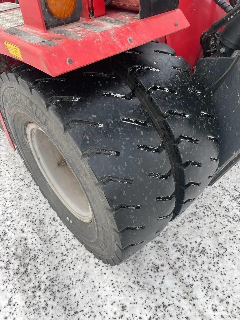 Kalmar DCG120-6 Dyzeliniai krautuvai