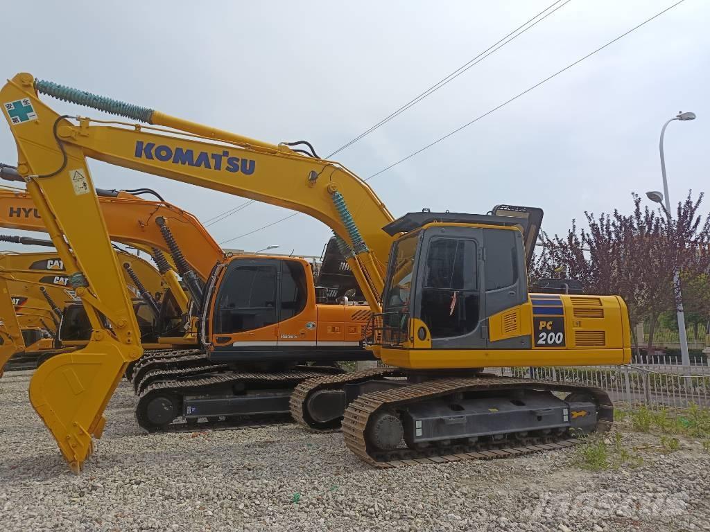 Komatsu PC 200 Vikšriniai ekskavatoriai