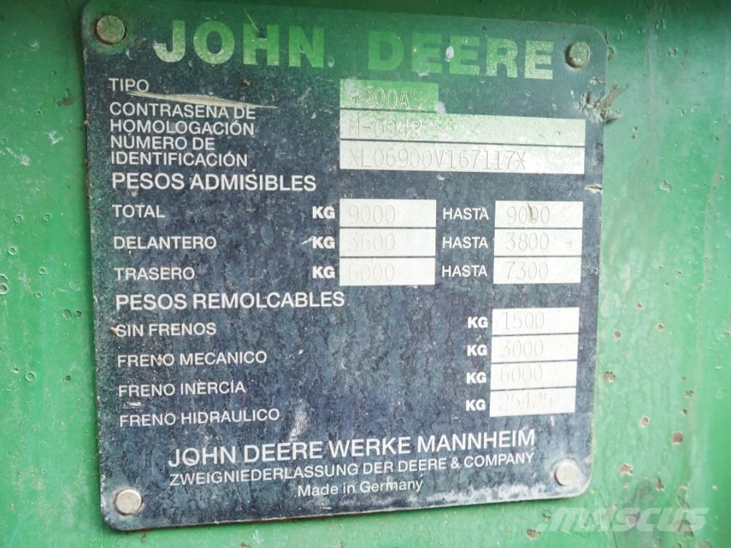 John Deere 6900 Traktoriai