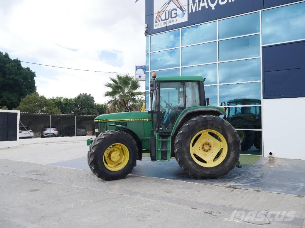 John Deere 6900 Traktoriai