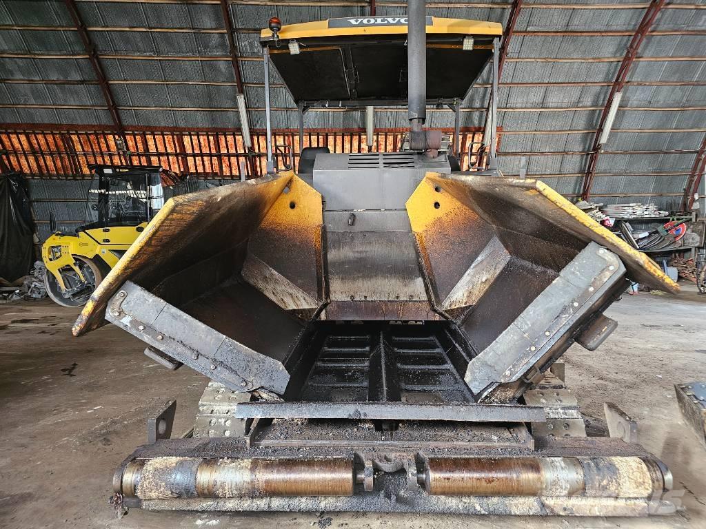 Volvo P6820C Asfalto klotuvai